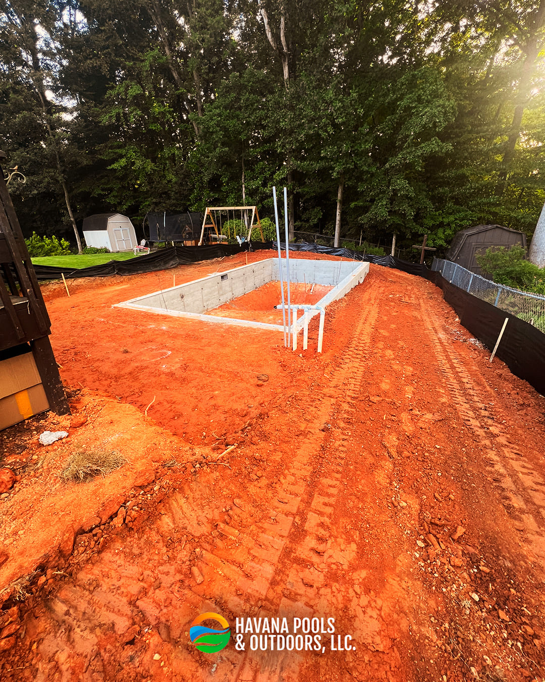 havana-vinyl-pool-construction-5